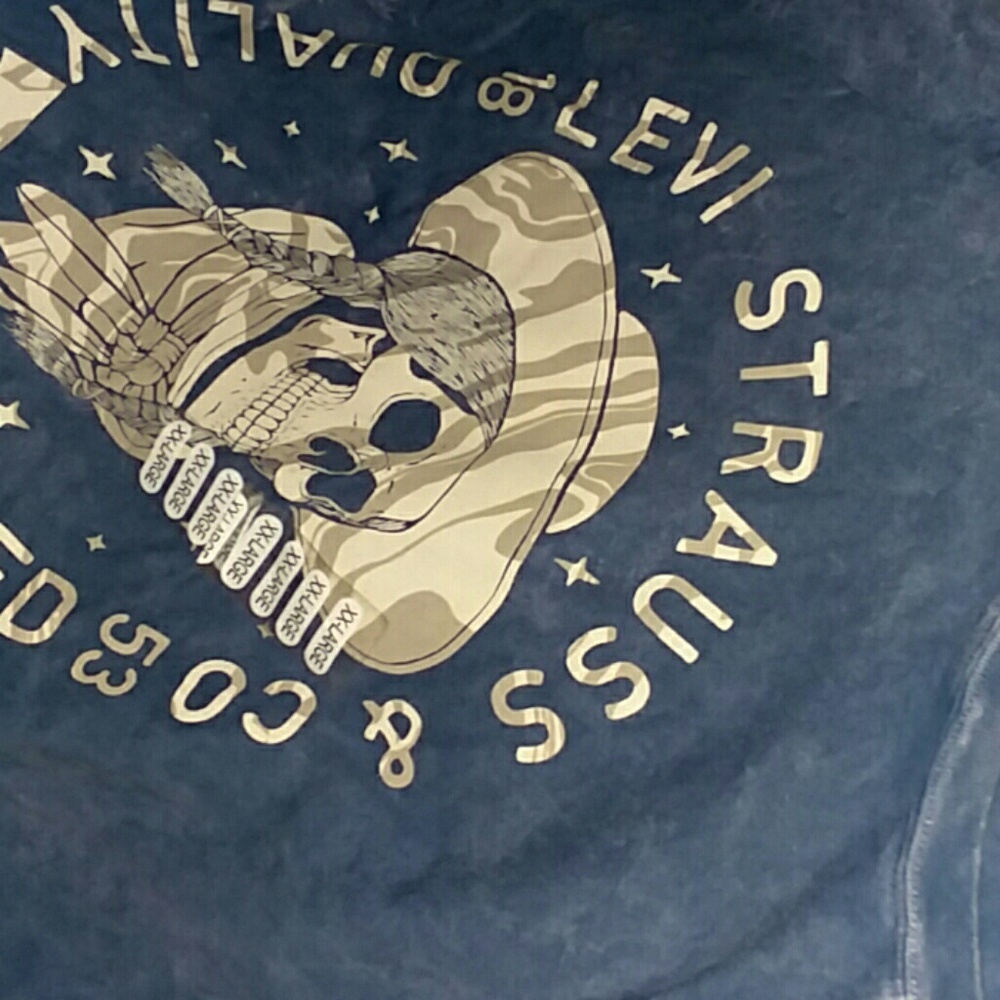 Levis shirts m,l,el